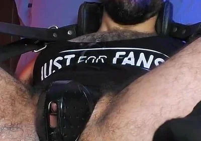 Ricky Cage February 2026 Live Cam Show - Tech Jock Wearing Cap and Socks Gets Machine-pounded