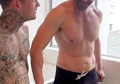 Having Hot Sex with an Old Friend Parte 1