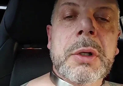 Sls-frank I'm Waiting for a Punter at the Carpooling Car Park