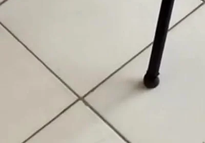 Photographer was waiting for the next model, and decided to hit one in the middle of the studio