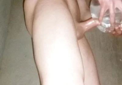 Shayan Deniz - Real Amateur Bathroom Session