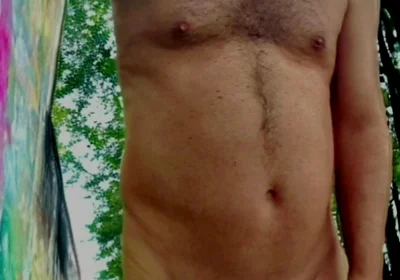 Picture Slideshow - Nude in Public