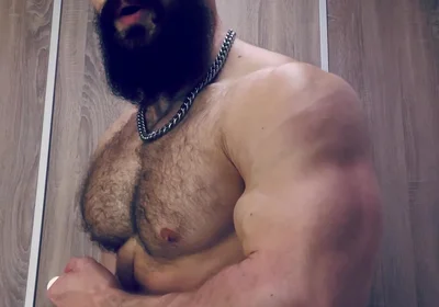 I’m All Sweaty and Muscles Are so Pumped