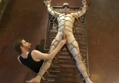 Feisty New Yorker With Kurt Von Ryder And Sebastian Keys