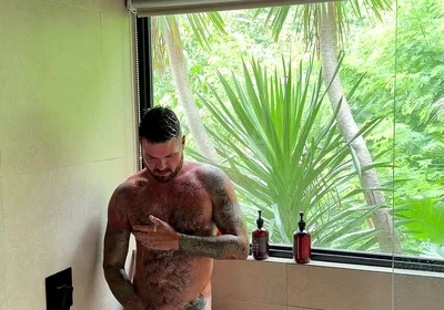 I’d Love to Jerk off in the Shower