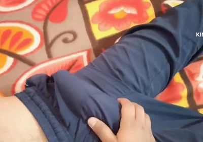 My Straight Friend Morning Wood Big Nonster Cock First Time I Give Him Handjob