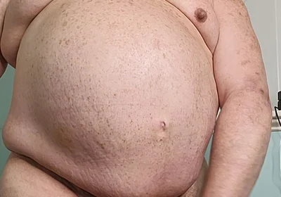 Big Man Jerks His Big Cock