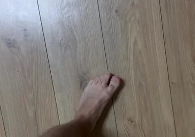 Feet!