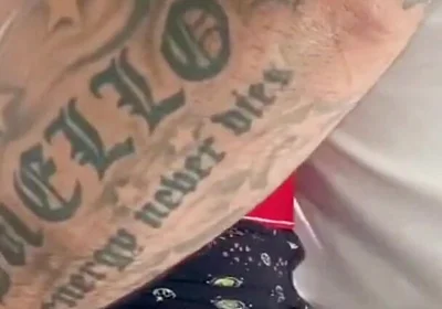 Seduced Delivery Drivers 4