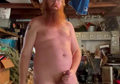 Redneck Needs to Piss!