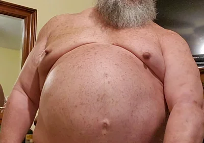 Daddy Bear Jacking His Cock