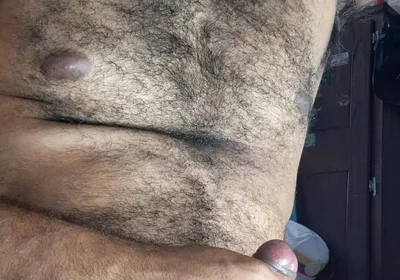 Hairy Giant Man Big Cumshow