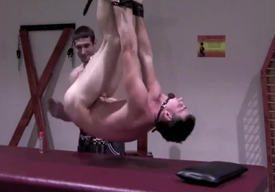 Muscle Bound - Chapter 3