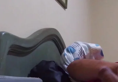 Amateur Hotel Masturbation with a Real Cumshot