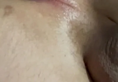 White Bussy