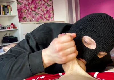 Foot Massage and Cock Sucking for a Young Guy