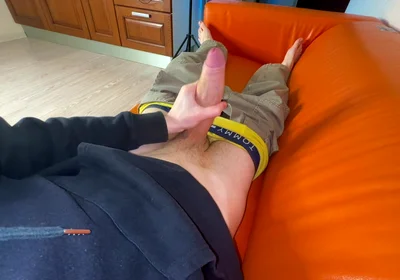 Roommate Is in the Shower so I Have 5 Minutes to Bust a Nut