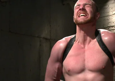 Straight Hunk Jimmy Bullet Pushes His Limits to the Max!