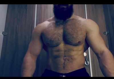 Hard breathing, musculine scent, bulging veins and muscles