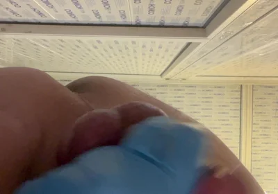 Masturbation with Cumshot Ending