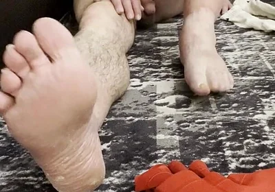 Coach Karl's Bare Feet Bare Balls [8893]