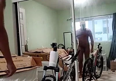 Nude Bike Construction