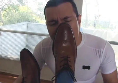 Derrick Collins - Eccentric Blue 01