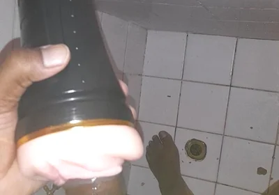 Jerking off S10 E8