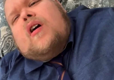 Jefbear Comes for His Boss and Shows off His Hot Chubby Body and His Big, Hot Cock with Lots of Sperm Coming Out.