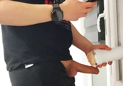 Cuming in Flashlight