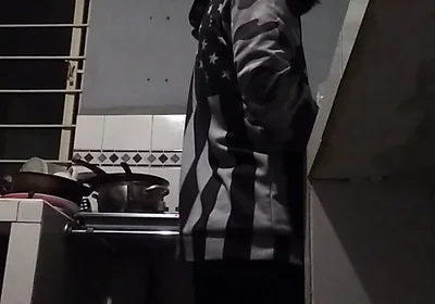 Preparing Food in Sexy Style