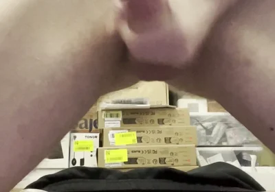 Amateur Twink Cumming Hard and Fucking Himself with a Huge 21cm Dildo