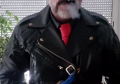 Red Tie in Full Langlitz