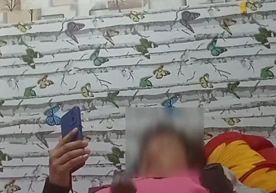 Your Bestfriend Who Loves to Jerk off While Watching Bold.