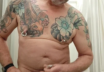 Sls-frank Jerking off Naked in a Public Toilet and Squirting the Cum Into a Condom