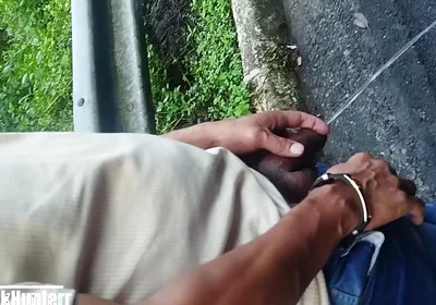 Security Guard Orders Uber and Pays with Blowjob Video 1