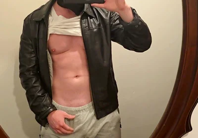 After Work Jerk off in Black Leather Jacket! Hot Stepdaddy Shows Muscles & Pumps Thick Cock