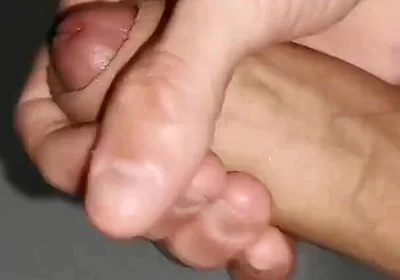 A Very Powerful Stream From a Large Penis