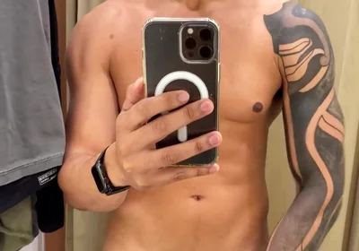 Jerking off in Fitting Room