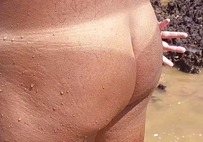 Ladysilva Walking Naked on the Beach Showing off Her Tanned Ass with a Mark and Masturbating on All Fours Until She Cums