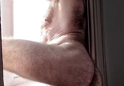 Hairy Muscle Stepdaddy Shows All