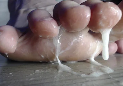 Straight Cock-cum Feet