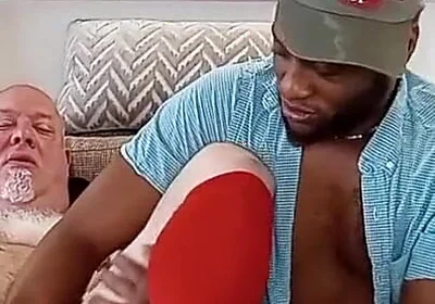 Straight Seduced! Delivery Driver Gets a Taste of Something Else!