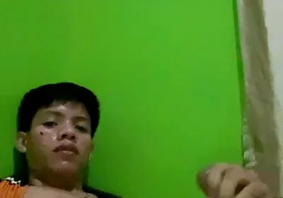 Pinoy Twink Quick Jerk off