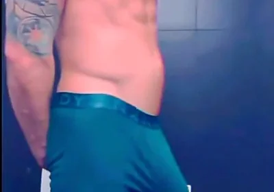 I Can't Hide My Huge Bulge