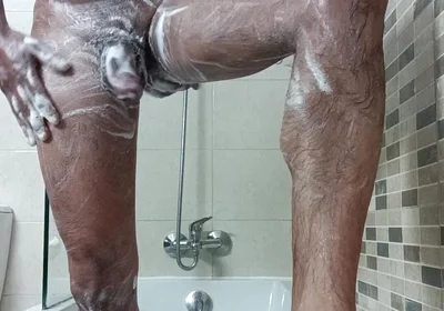 I Went to Take a Shower and Made a Video for My Followers.