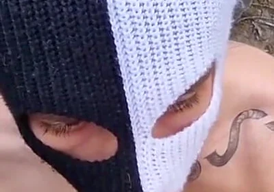 Outdoors Fuck on the Track, a Naked Straight Man Gave His Holes a No-condom Fuck