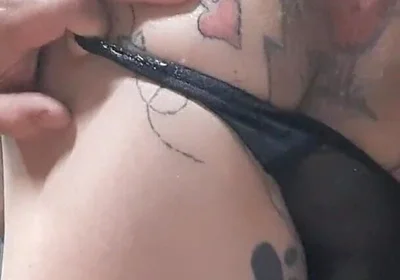 Tunnel Buttplug Stretching
