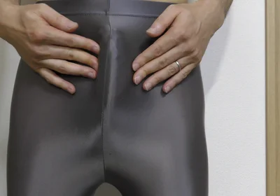 Masturbation with Black Spandex Leggings