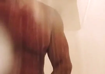 Watch Me Shave My Pussy